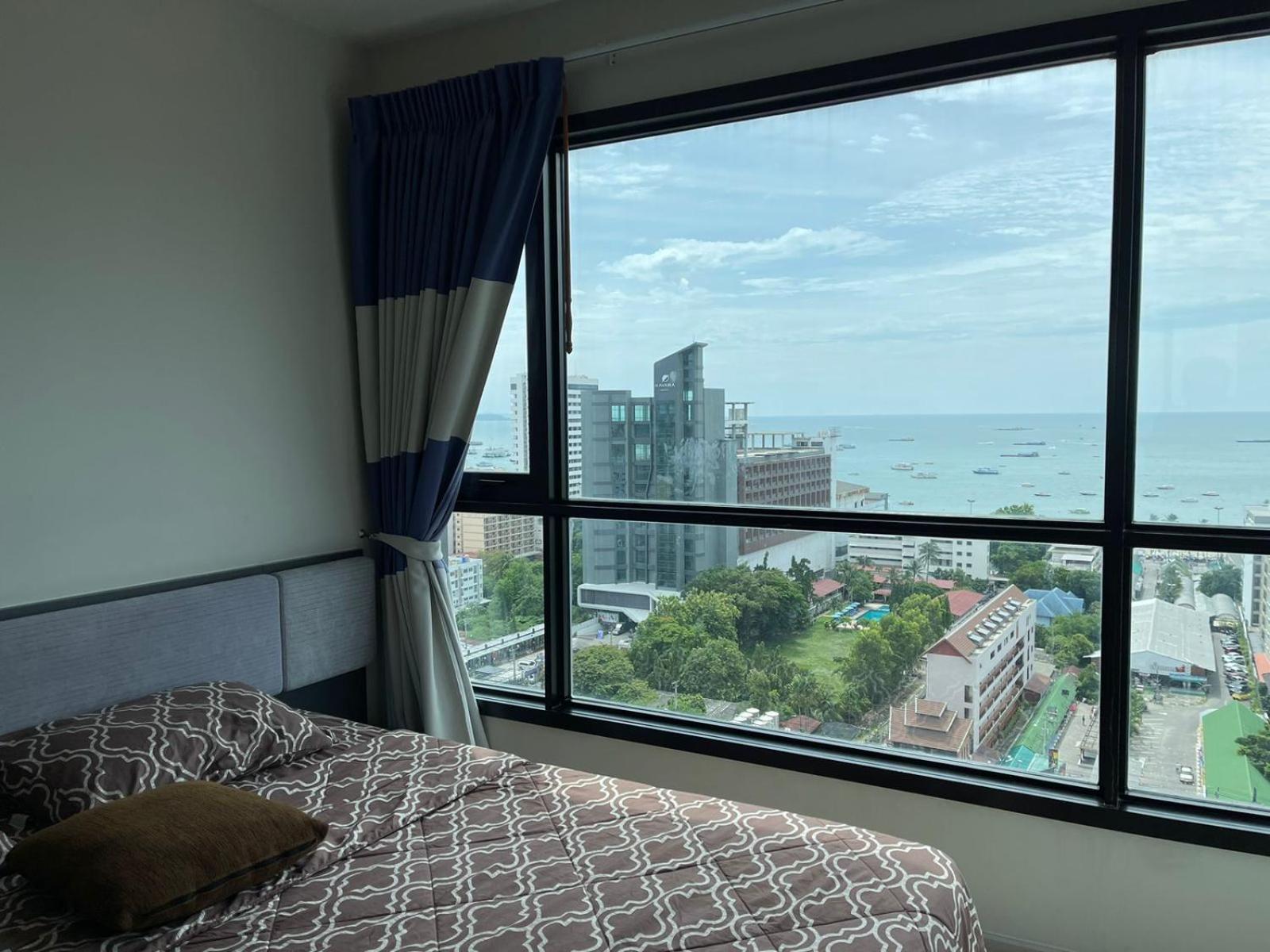 The Base Infinity Daire Pattaya Dış mekan fotoğraf